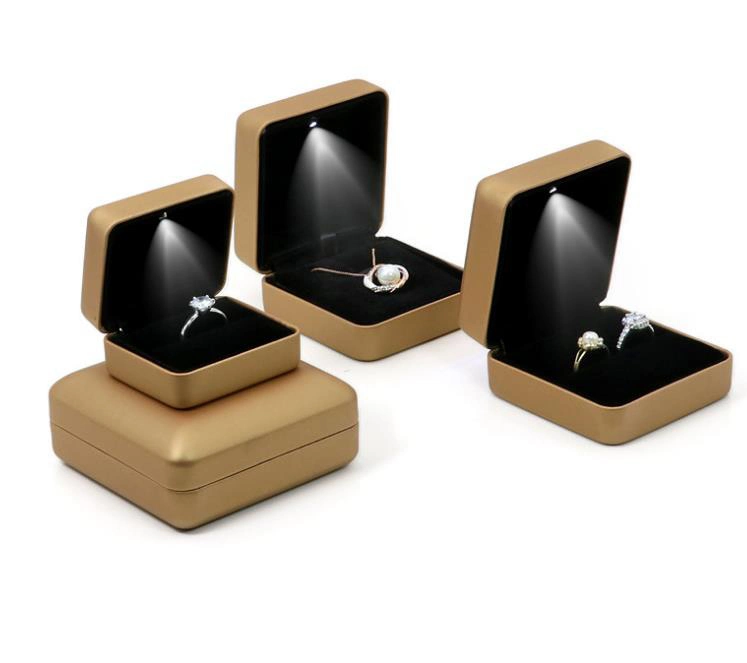 High Grade Creative 5 Colors Optional Rounded Corner PU LED Jewelry Box Proposal Jewelry Box